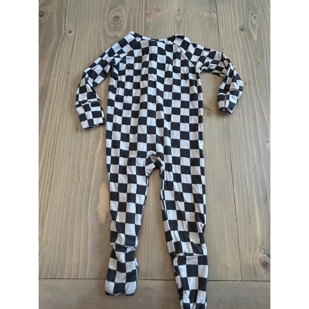 Bb8 Bamboo Checkered Footie Sleeper Black White Zip Romper 3-6M Snug Fit Pajamas